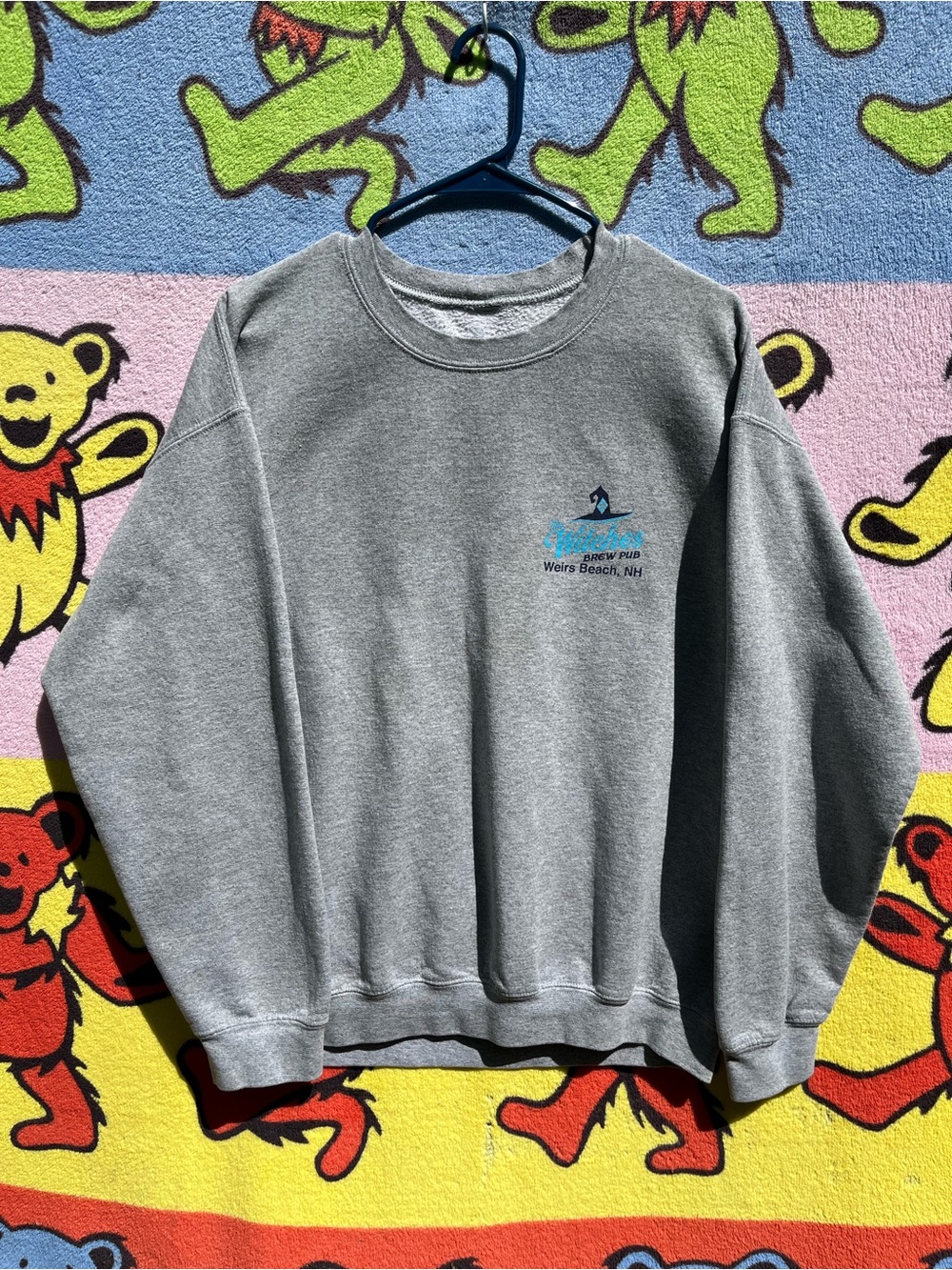 Witches brew craft beer exchange Weirs Beach Gray Crewneck Sweatshirt